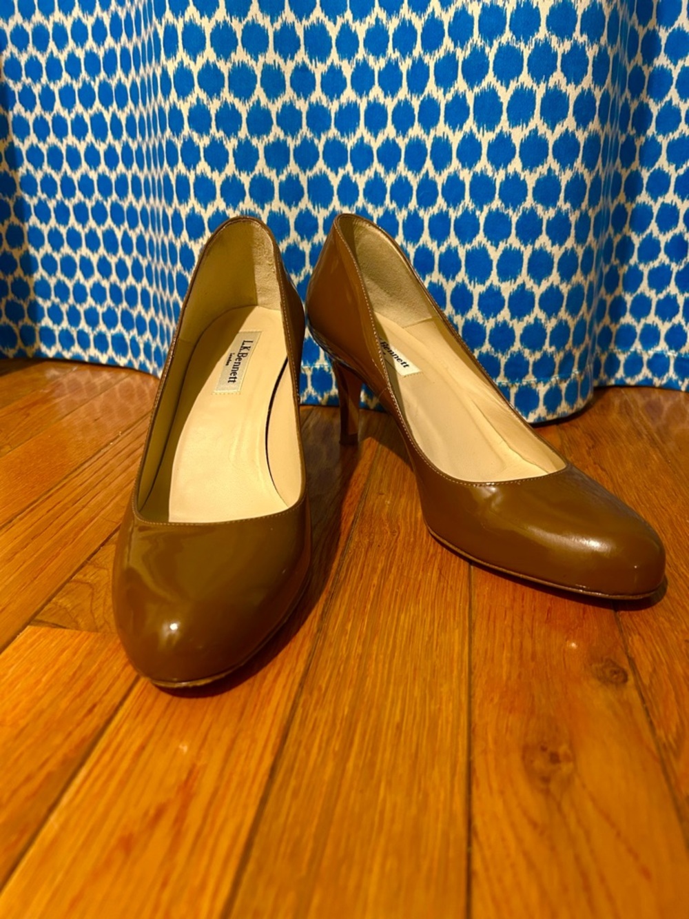 LK Bennett pony brown patent leather pumps sz 8/39